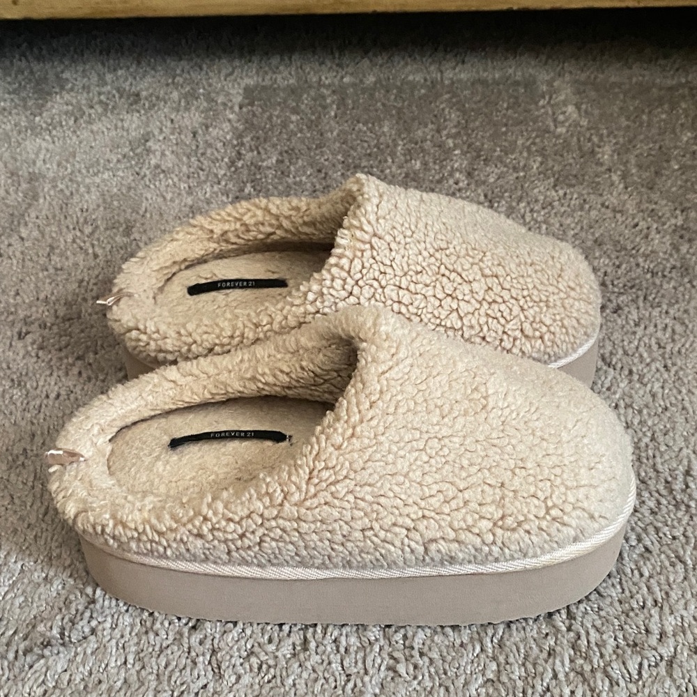 Cozy Cream Slippers